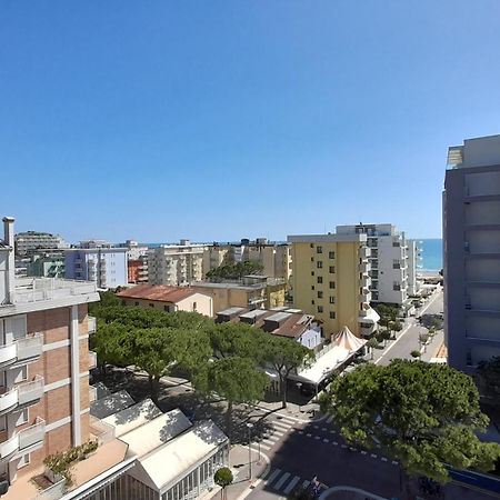 Residence Alla Rotonda Lido di Jesolo Kamer foto