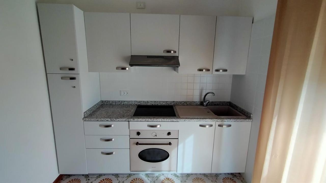 Residence Alla Rotonda Lido di Jesolo Kamer foto