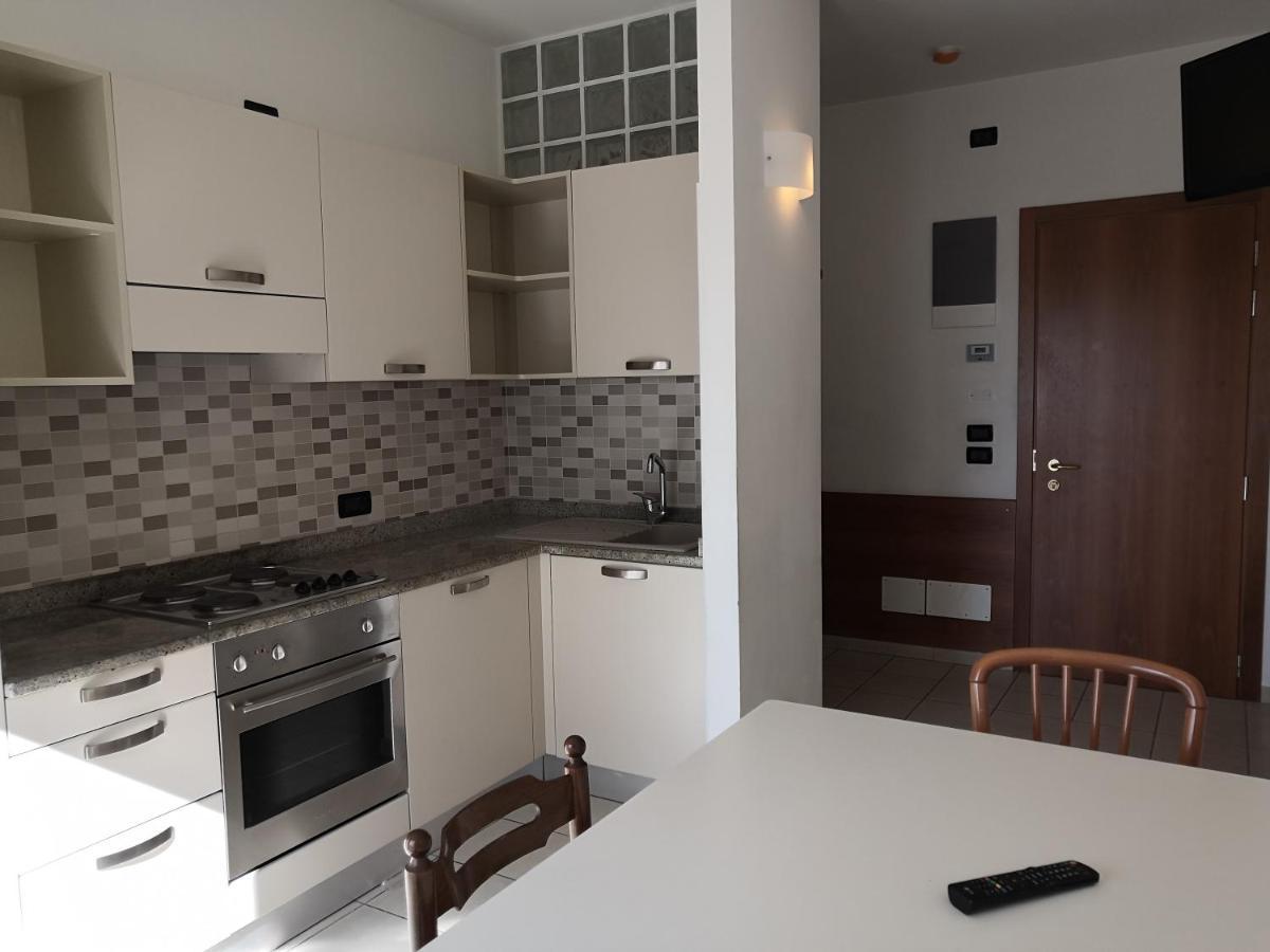 Residence Alla Rotonda Lido di Jesolo Buitenkant foto
